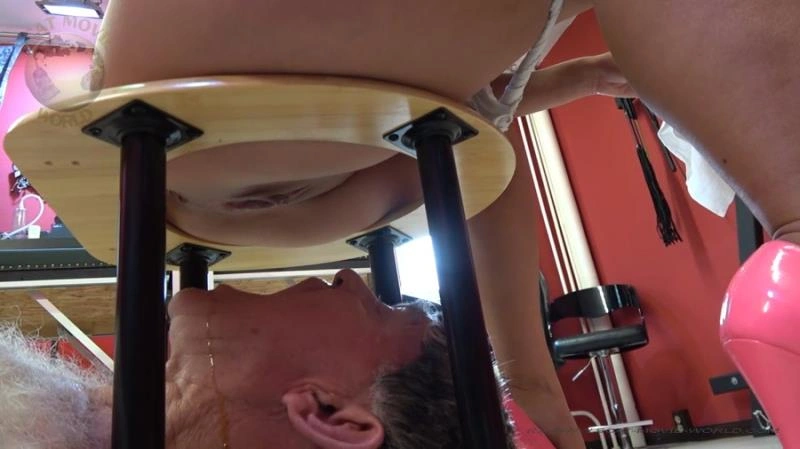 Lady Domi - Obey and eat [HD/2021]