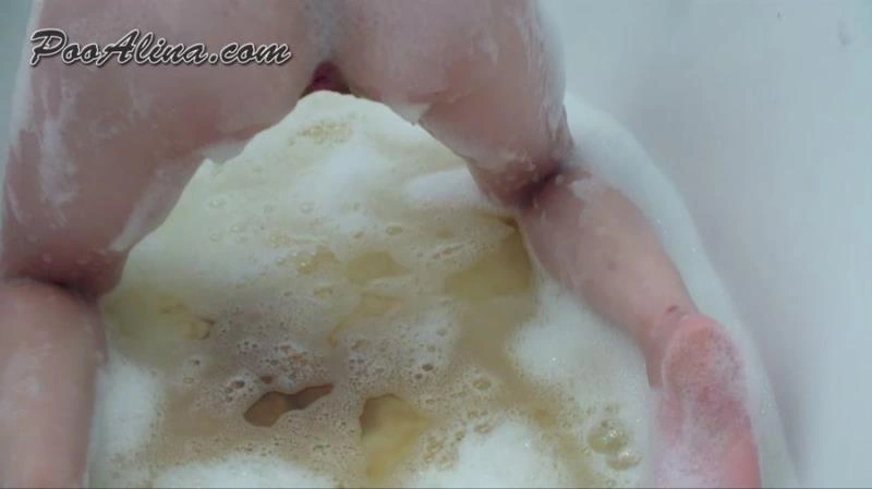 Diarrhea and fart in the water Puke [HD/2021]