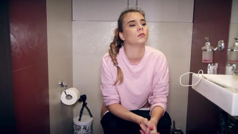 Relief in the ass (Scatshop) ModelNatalya94DirtyIvone [4k/2021]