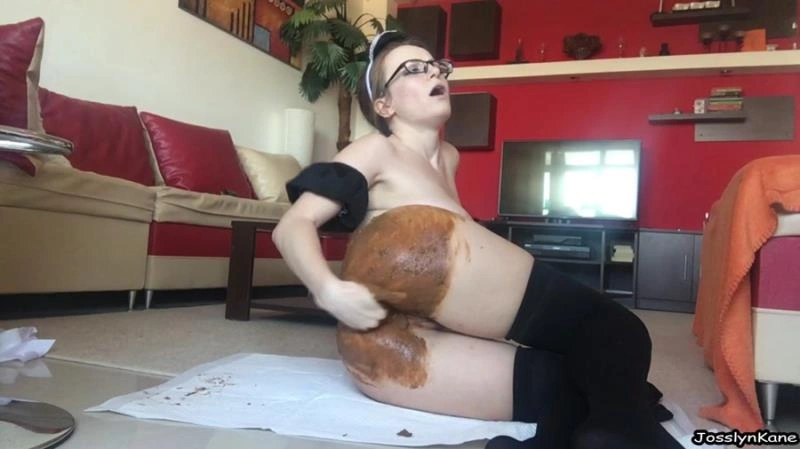 Maid pooping her panties (Scatshop) JosslynKane [FullHD/2021]