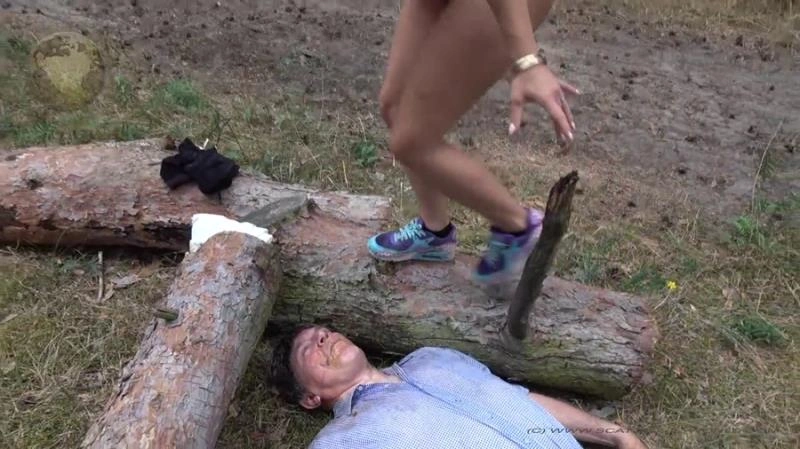 Shit slave excursion Lady Domi [HD/2021]