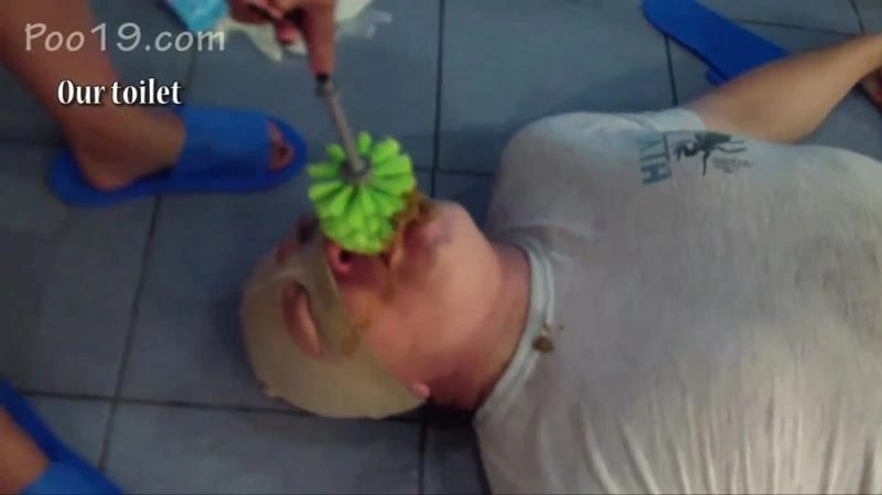 Toilet brush - it hurts! with MilanaSmelly [HD/2021]