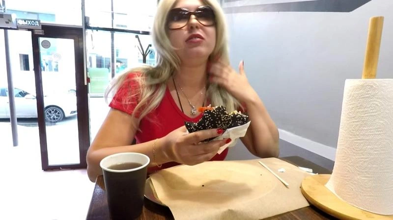 Leggings Pooping In Fast Food Restaurant with janet [FullHD/2021]