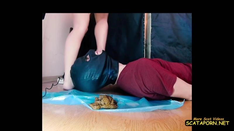 Human toilet paper 2 MistressAnna [HD/2021]