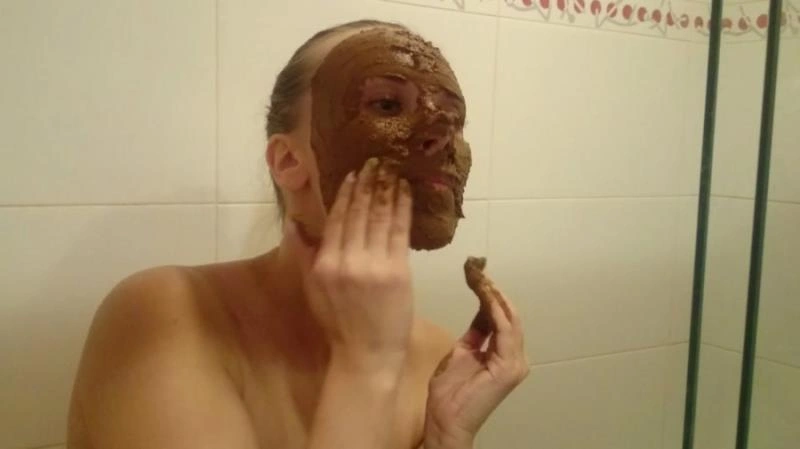 Bathing in Shit Water. Part 1 (Scatshop) Brown wife [FullHD/2021]