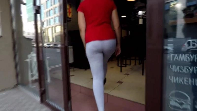 Urgent Pantypoop in Public Store - Leggings Pooping In Public Cafe - Bad Girl Pooping In The Store! [FullHD/2022]