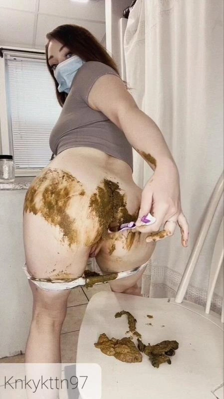 Panty Poop and Toothbrush Anal Knkykttn97 [UltraHD/2K/2023]