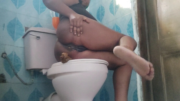 Dirty scat Queen trouble [HD/2024]