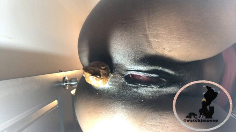 Giant Marley Teases & Poop On You new scat porn video WatchMarleyPoop [HD/2024]