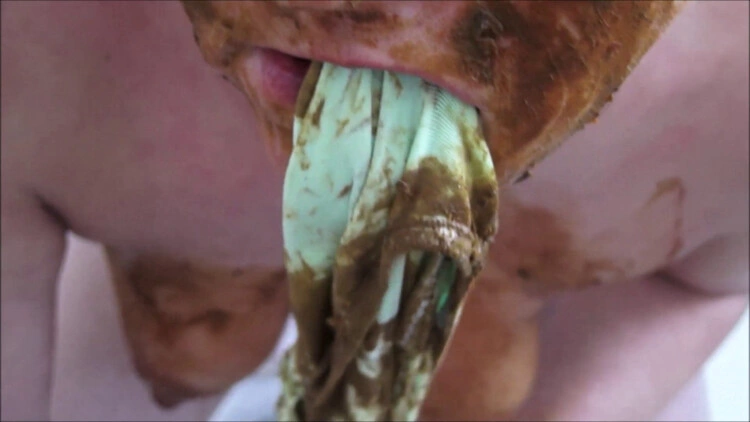 A woman licks and sniffs panties dirty in shit. P1 [FullHD/2024]