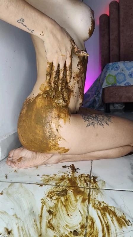 Scatmania This Warm Pillow Will Cover Your Face! [UltraHD/2K/2024]