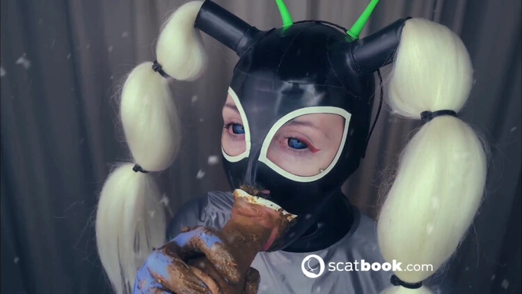 Valentino-Huge Poop In My Banana Loaf Mix Alexa, Jessica [FullHD/2024]