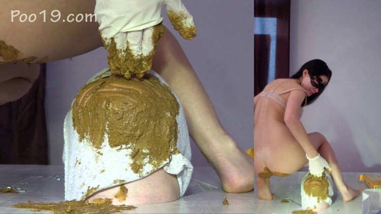 I almost vomited with MilanaSmelly Human Toilet [HD/2024]