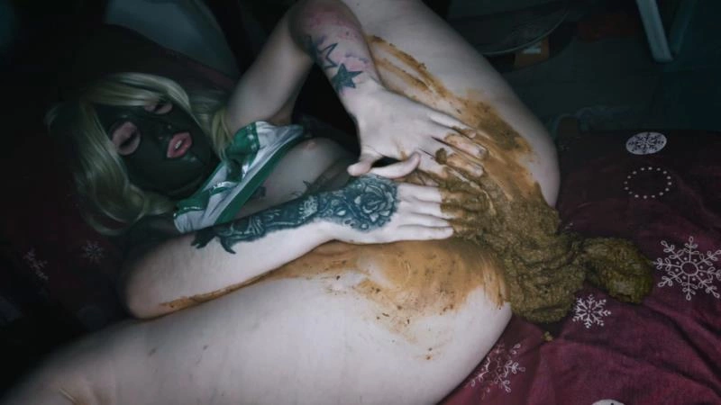 lunatic Girl Hairy Scat Masturbation DirtyBetty [UltraHD/4K/2025]