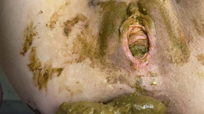 Pooping big shit and stuffing it inside with p00girl Prolapse [FullHD/2025]