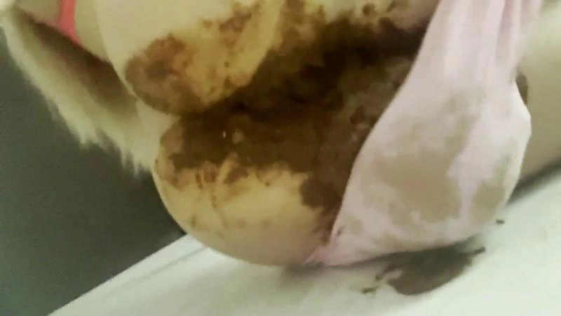 Horny Bulge Push Panties with thefartbabes Big Poop [FullHD/2025]