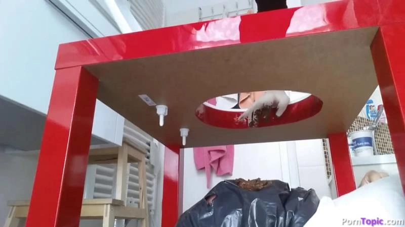 Slave Gets Brown Shitty Sausage on His Face P1 [HD/2025]