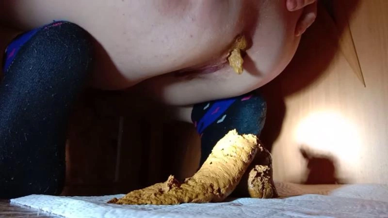 My great pooping in two views Valleo [HD/2025]