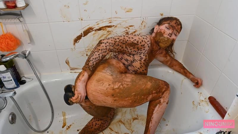 DROWNING IN A SHITTY BATH Ninounini [UltraHD/4K/2025]