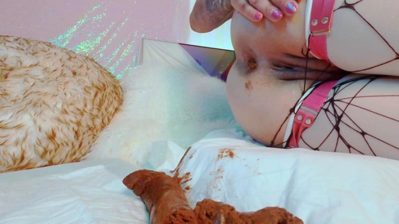 What A Beaut LaTsuna [UltraHD/4K/2025]