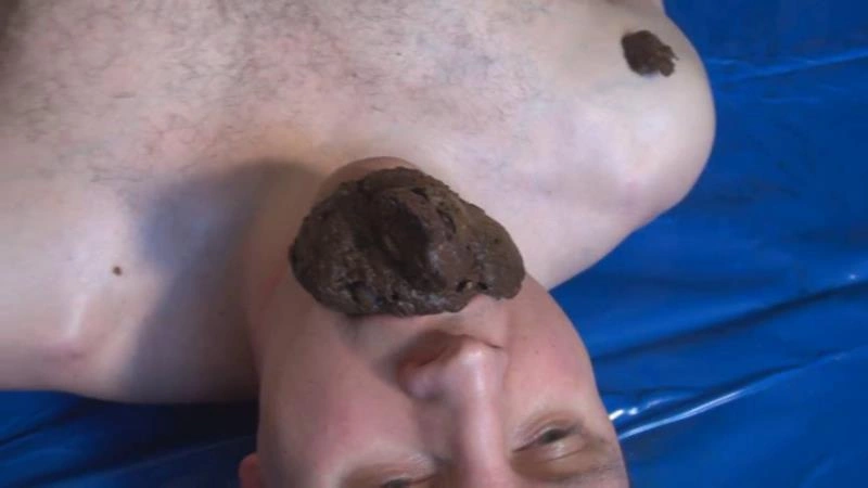 Feeding In The Car! – SMELLY MILANA SCAT [HD/2025]