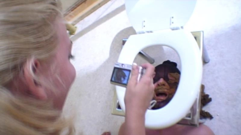 Three Bunches Part 1 SCATQUEENS BERLIN [HD/2025]