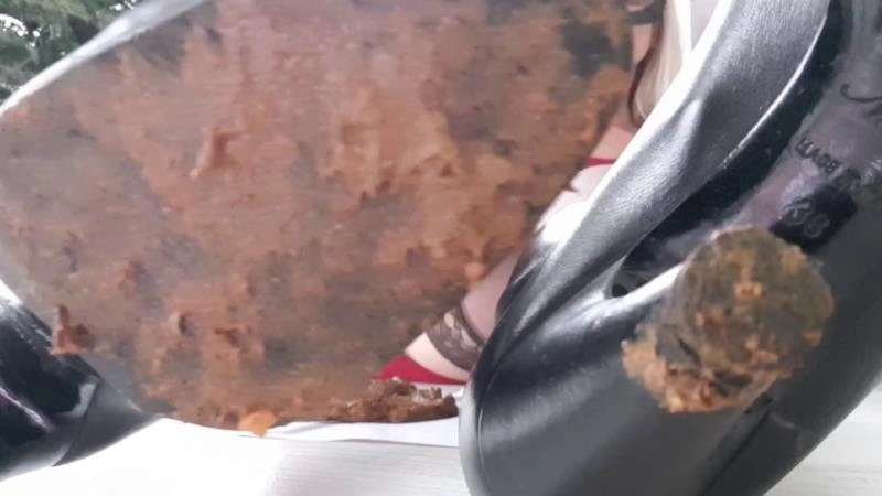 Delicious Boots 4 Salve thefartbabes [HD/2025]