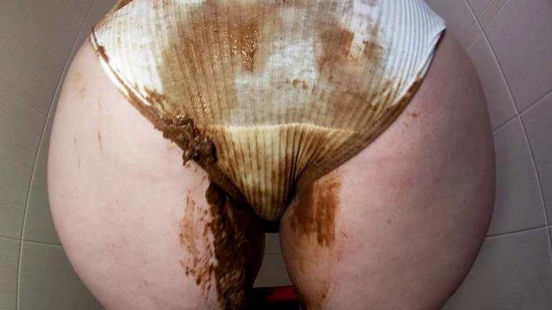 Sensual Panty Pooping cleopatra [2K/2025]