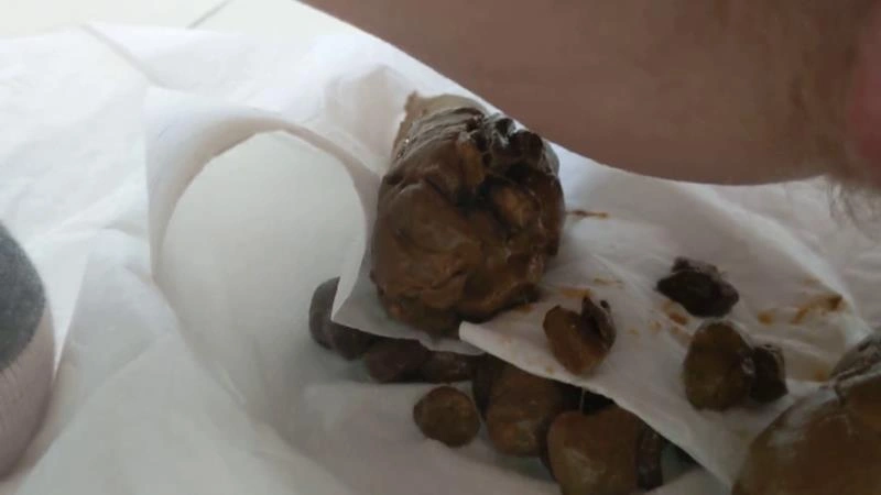 EXTREME CLOSE UPS of my turds PooGirlSofia [FullHD/2025]