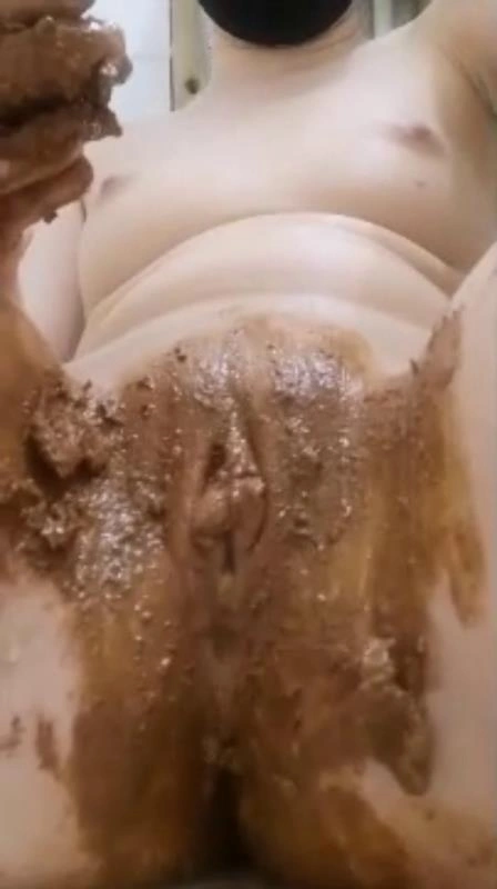 Dirty pussy playing in the bathroom MELLODI [SD/2026]