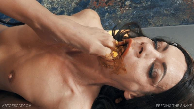 FEEDING THE SNAKE P1 Queensnake [FullHD/2026]