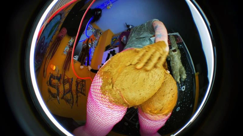 Dark M wants to play! [UltraHD/4K/2026]