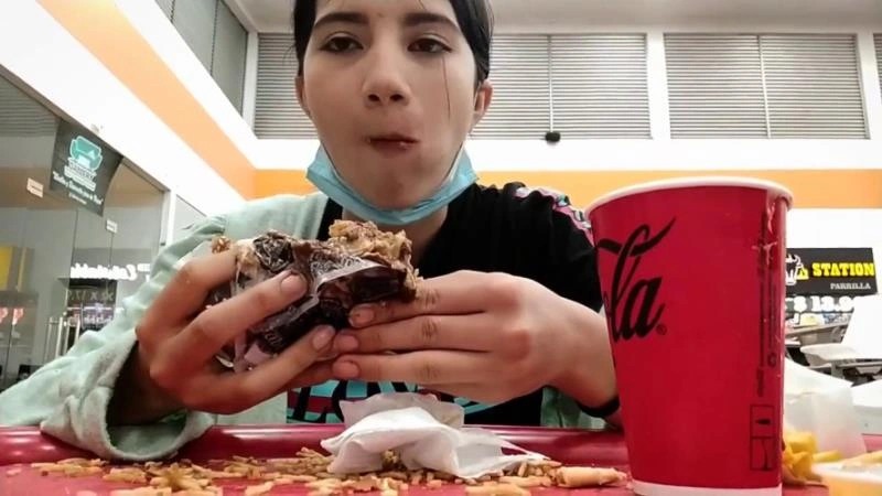 She Eats A Scat Burger 006b38b [HD/2026]