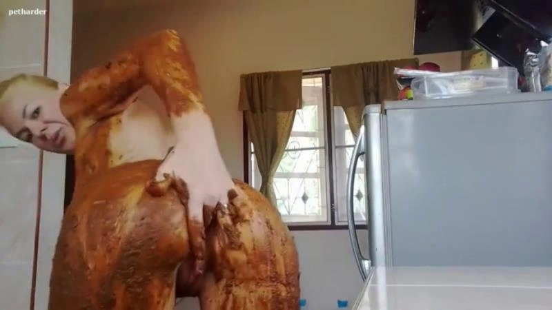 Blonde girl Anja playing with her shit [SD/2026]