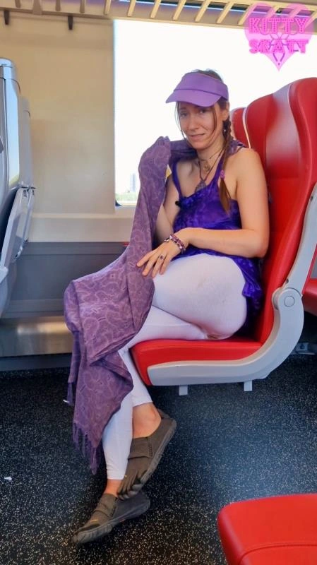 Public Crowded Train Shit in White Leggings Kitty Skatt [SD/2026]